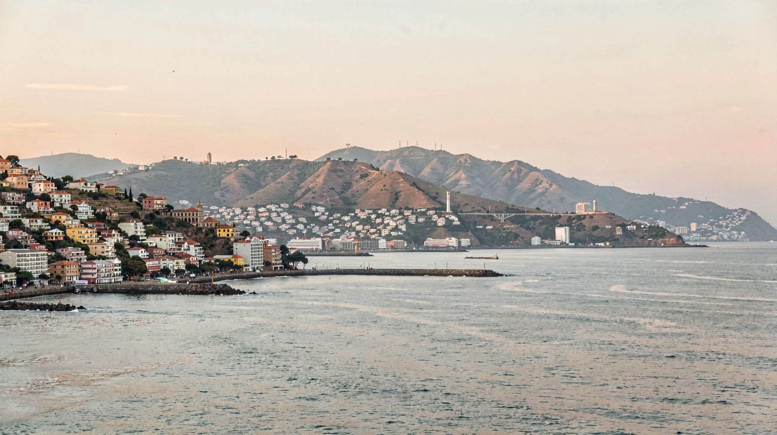 Vista inspiradora de Valparaíso